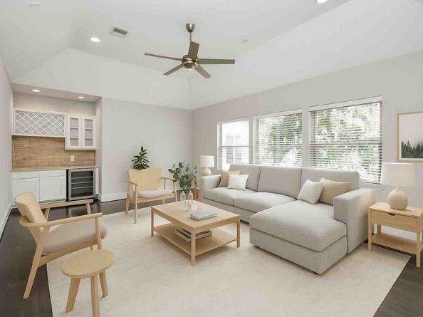 239 W 27th Street, Houston TX 77008