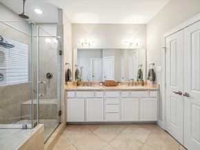 239 W 27th Street, Houston TX 77008