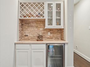 239 W 27th Street, Houston TX 77008