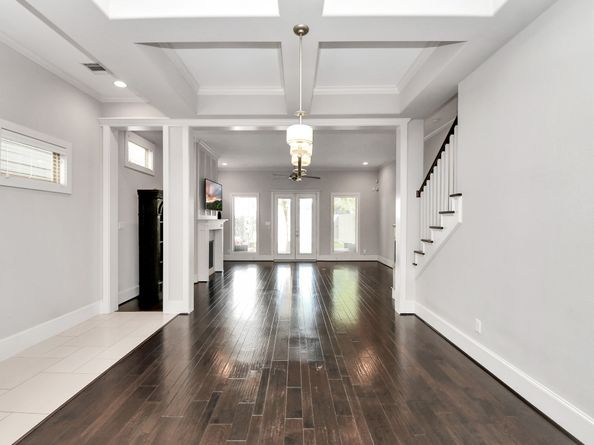 239 W 27th Street, Houston TX 77008