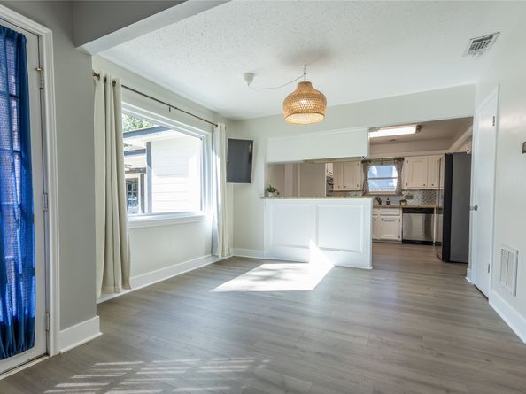 2016 Pine River Drive, Houston TX 77339