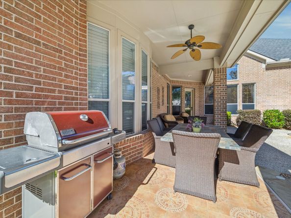 6014 Shady Alcove Court, Kingwood TX 77345