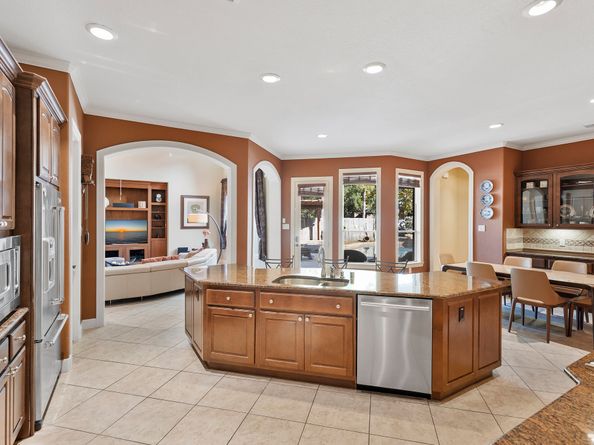 6014 Shady Alcove Court, Kingwood TX 77345