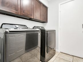 409 E Fair Harbor Lane, Houston TX 77079