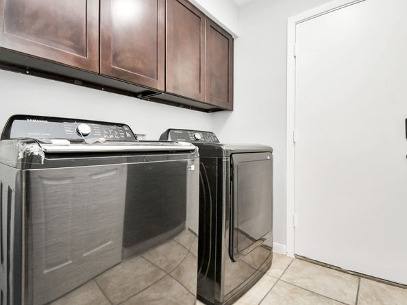 409 E Fair Harbor Lane, Houston TX 77079