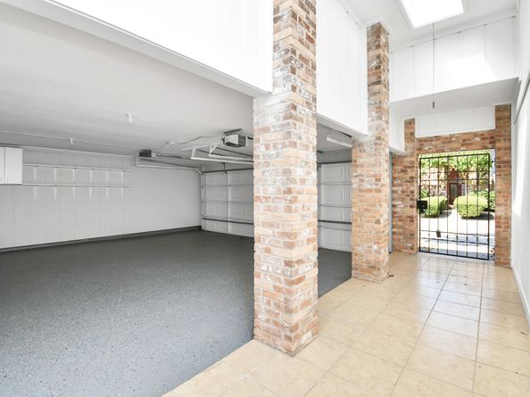 409 E Fair Harbor Lane, Houston TX 77079