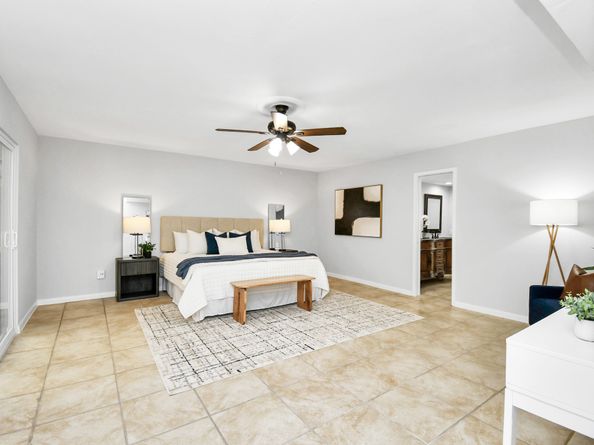 409 E Fair Harbor Lane, Houston TX 77079