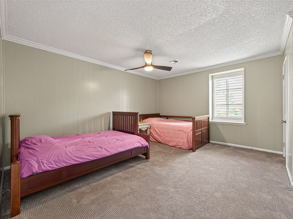 5503 Pebble Springs Drive, Houston TX 77066