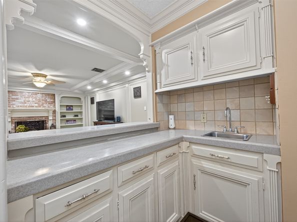 5503 Pebble Springs Drive, Houston TX 77066