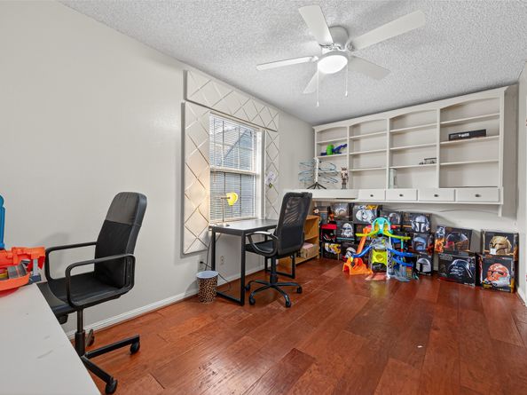 5503 Pebble Springs Drive, Houston TX 77066