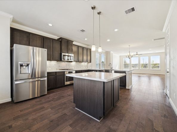 10709 Madden Oaks Place, Houston TX 77043