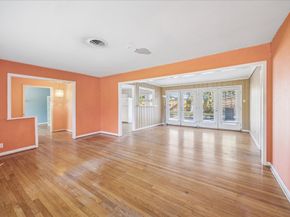 8419 Bluegate Court, Houston TX 77025