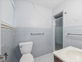 8419 Bluegate Court, Houston TX 77025