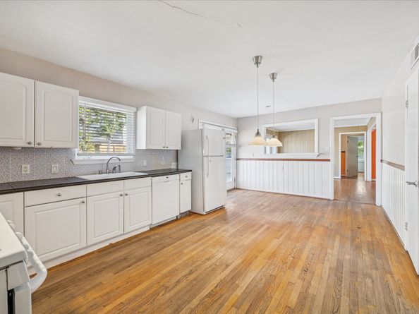 8419 Bluegate Court, Houston TX 77025