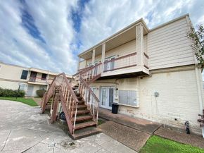 6201 Ranchester Drive 19, Houston TX 77036