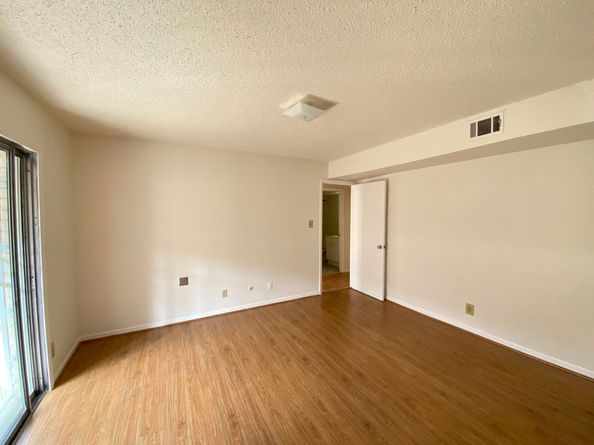 6201 Ranchester Drive 19, Houston TX 77036