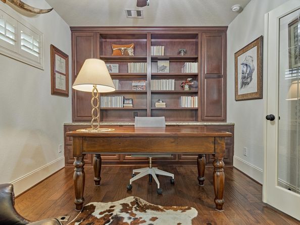 27 Rafters Row, Spring TX 77380