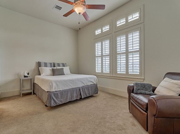 27 Rafters Row, Spring TX 77380