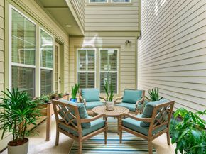 27 Rafters Row, Spring TX 77380