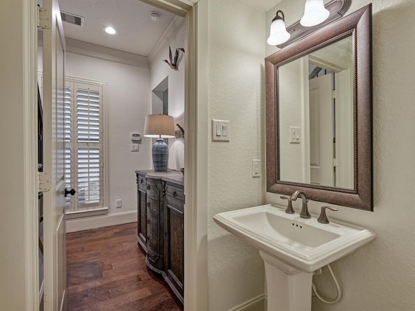 27 Rafters Row, Spring TX 77380