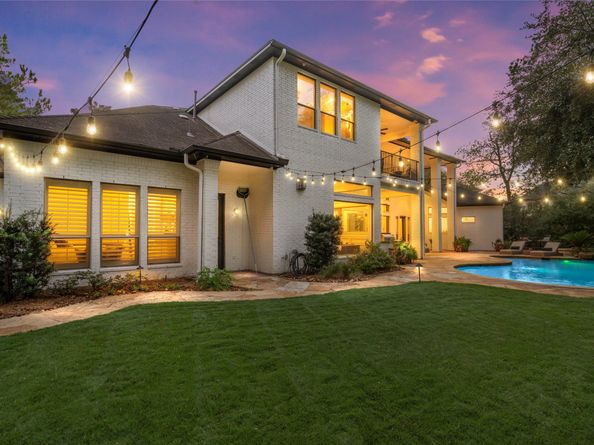 34 Hunnewell Court, The Woodlands TX 77382