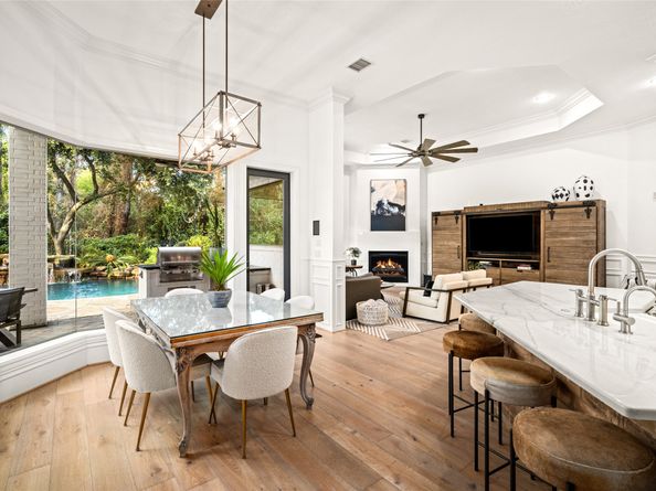 34 Hunnewell Court, The Woodlands TX 77382