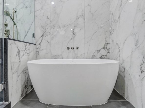 608 E 26th Street, Houston TX 77008