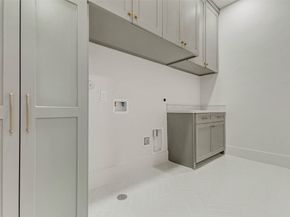 608 E 26th Street, Houston TX 77008