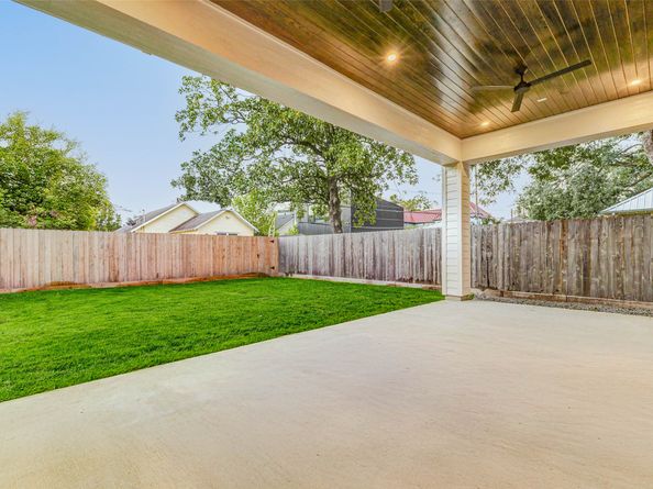 608 E 26th Street, Houston TX 77008