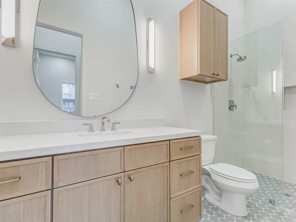 608 E 26th Street, Houston TX 77008