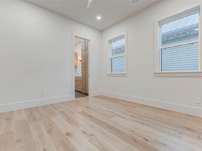 608 E 26th Street, Houston TX 77008