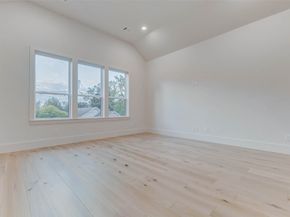 608 E 26th Street, Houston TX 77008