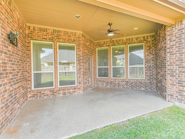 9314 Casa Blanca Circle, Cypress TX 77433