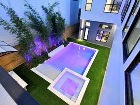 5414 John Dreaper Drive, Houston TX 77056