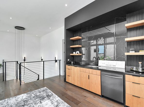 5414 John Dreaper Drive, Houston TX 77056