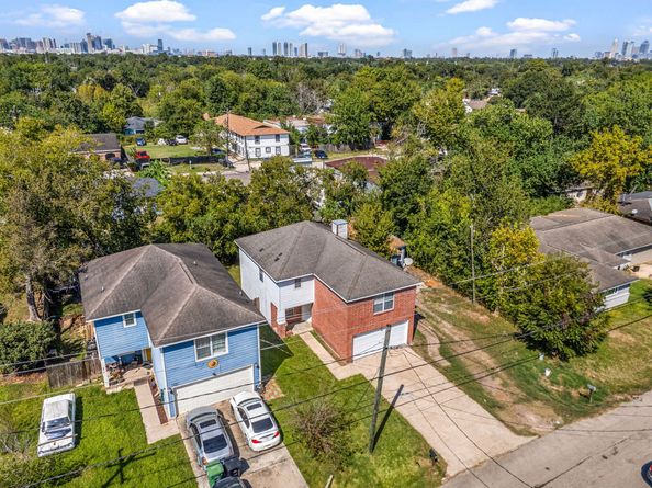 6418 England Street, Houston TX 77021