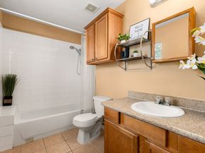 6418 England Street, Houston TX 77021