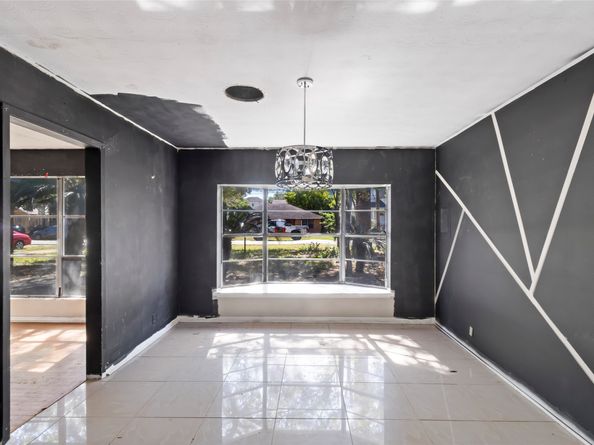 1427 W 22nd Street, Houston TX 77008