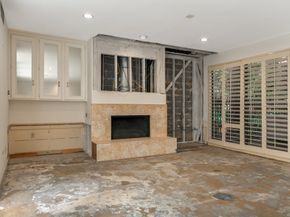201 Vanderpool Lane 65, Houston TX 77024