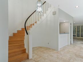 201 Vanderpool Lane 65, Houston TX 77024
