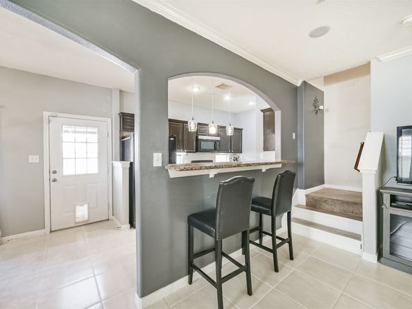 1728 Tornado, Houston TX 77091