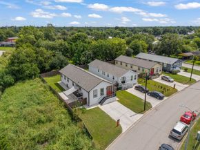 7393 Fairway Drive B, Houston TX 77087