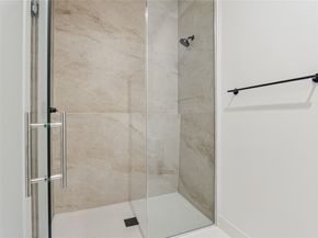 1711 Allen Parkway 2301, Houston TX 77019