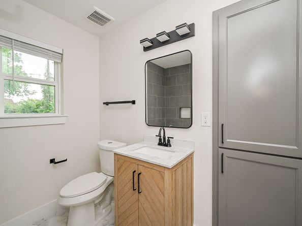 226 Hyta Street, Houston TX 77018