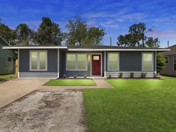 226 Hyta Street, Houston TX 77018