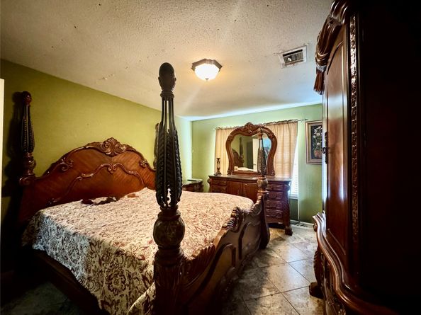 4416 Stanford Court, Houston TX 77041