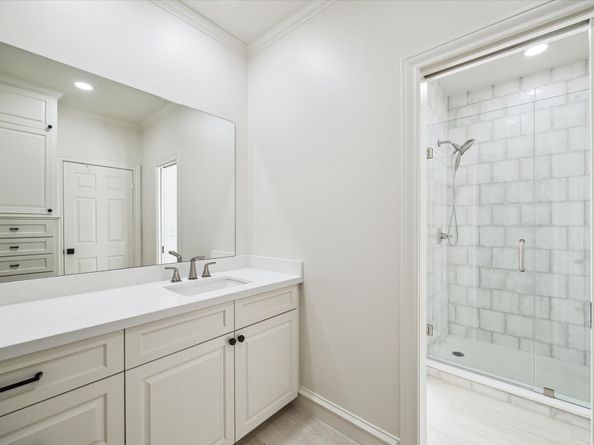 35 The Oval Street, Sugar Land TX 77479