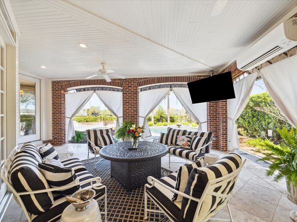 35 The Oval Street, Sugar Land TX 77479