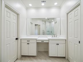 35 The Oval Street, Sugar Land TX 77479