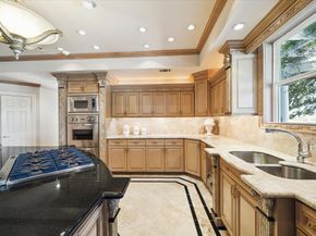 35 The Oval Street, Sugar Land TX 77479